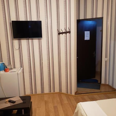 Io Apartment Tbilisi Buitenkant foto