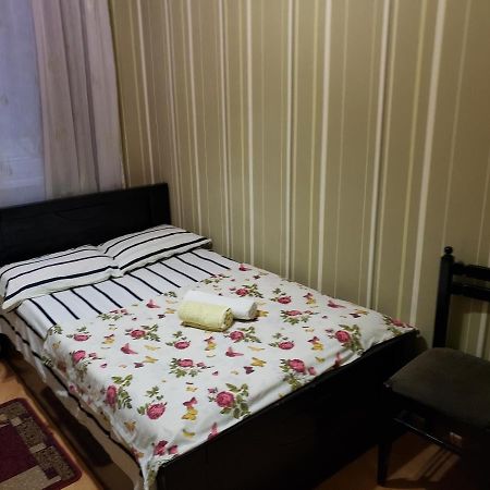 Io Apartment Tbilisi Buitenkant foto