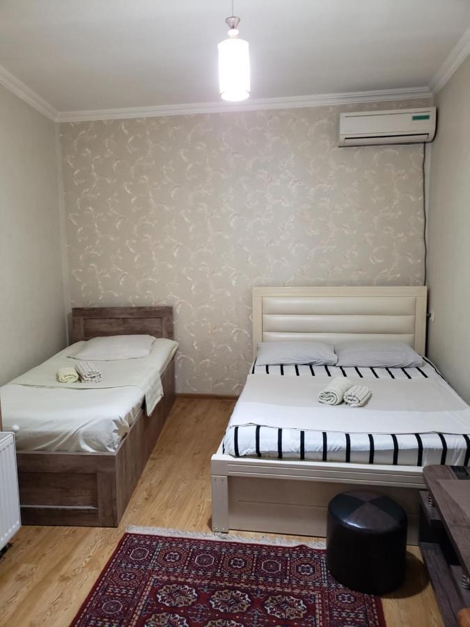 Io Apartment Tbilisi Buitenkant foto