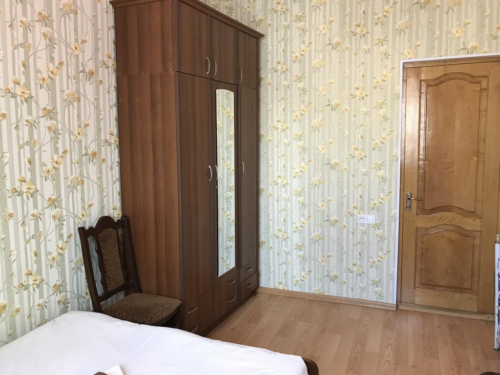 Io Apartment Tbilisi Buitenkant foto